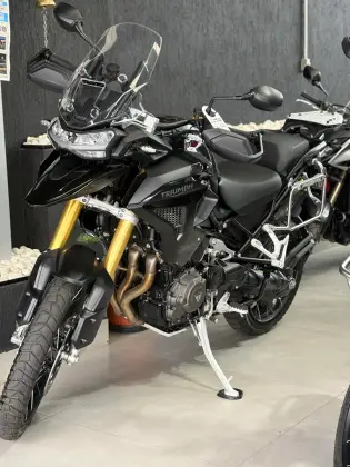 TRIUMPH TIGER 1200 BLACK EDITION 