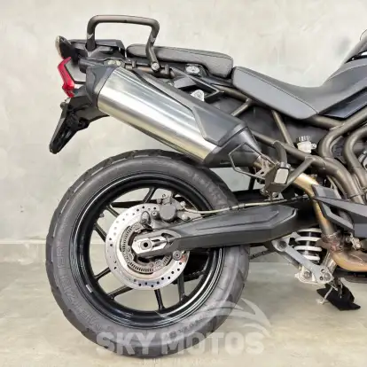 TRIUMPH-TIGER 800 XR-2019