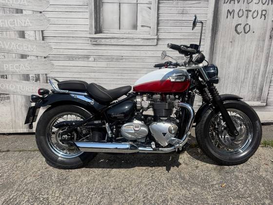 TRIUMPH BONNEVILLE SPEEDMASTER 