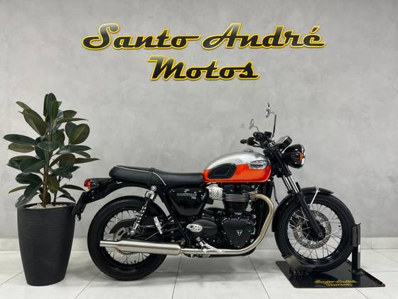 TRIUMPH BONNEVILLE T100 900 