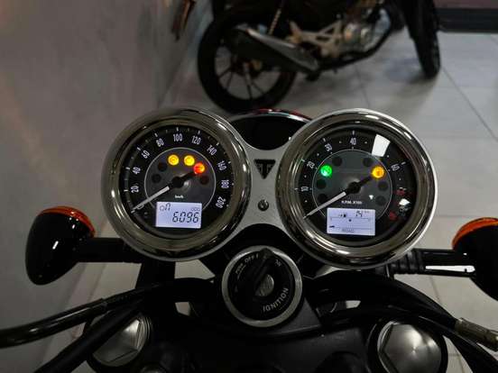 TRIUMPH-BONNEVILLE T100 900 TRIUMPH-BONNEVILLE T100 900-2024