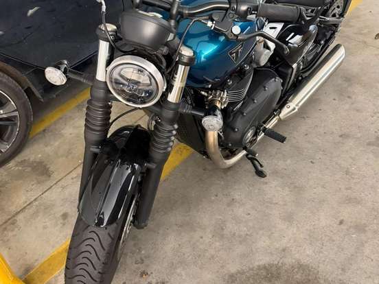 TRIUMPH-BONNEVILLE BOBBER 1200 TRIUMPH-BONNEVILLE BOBBER 1200-2026