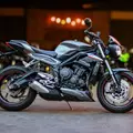 TRIUMPH STREET TRIPLE 765 RS TRIUMPH STREET TRIPLE 765 RS