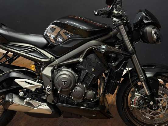 TRIUMPH-STREET TRIPLE 765 RS-2022