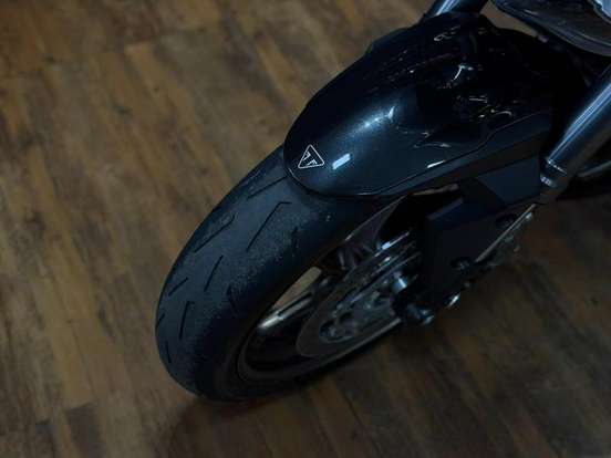 TRIUMPH-STREET TRIPLE 765 RS-2022