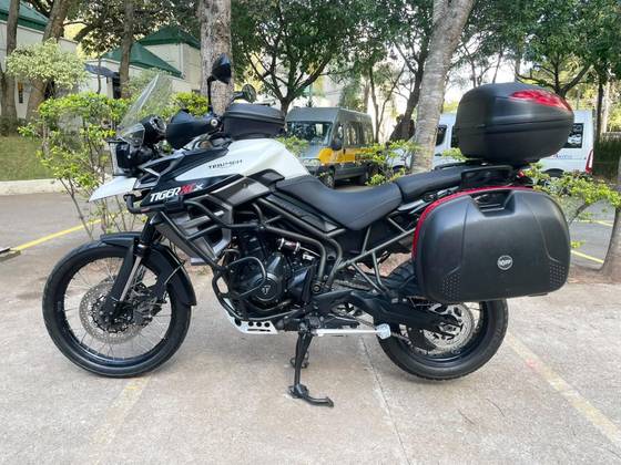 TRIUMPH TIGER 800 XCX 