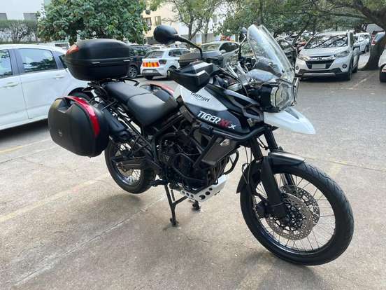 TRIUMPH-TIGER 800 XCX-2017
