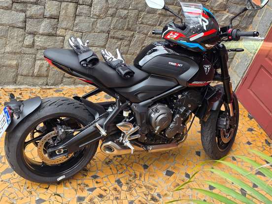 TRIUMPH-TRIDENT 660-2025