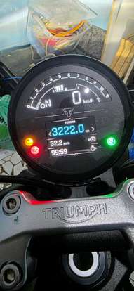 TRIUMPH-TRIDENT 660-2025