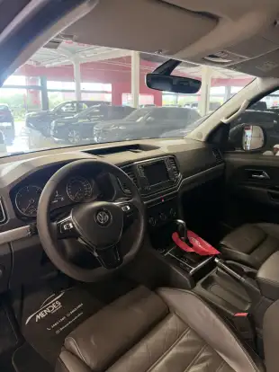 VOLKSWAGEN-AMAROK-2019