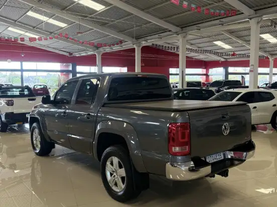 VOLKSWAGEN-AMAROK-2.0 HIGHLINE 4X4 CD 16V TURBO INTERCOOLER DIESEL 4P AUTOMÁTICO VOLKSWAGEN-AMAROK-2019