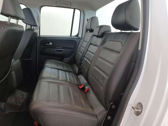 VOLKSWAGEN-AMAROK-2018