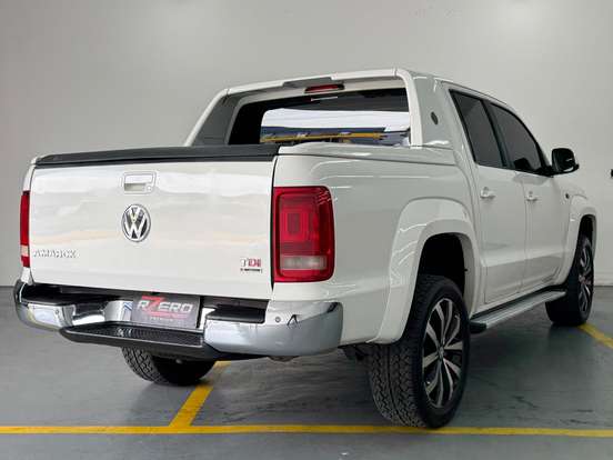 VOLKSWAGEN-AMAROK-2017