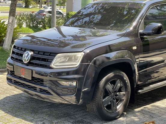 VOLKSWAGEN-AMAROK-2017