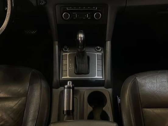 VOLKSWAGEN-AMAROK-2.0 HIGHLINE 4X4 CD 16V TURBO INTERCOOLER DIESEL 4P AUTOMÁTICO VOLKSWAGEN-AMAROK-2012