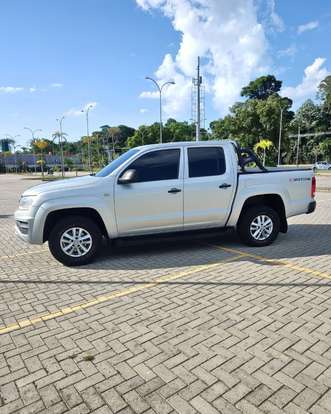 VOLKSWAGEN-AMAROK-2017