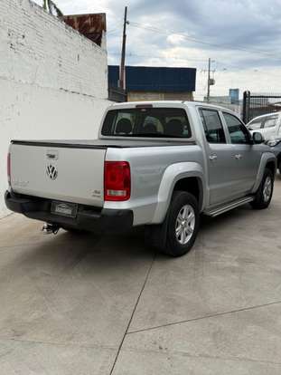 VOLKSWAGEN-AMAROK-2013