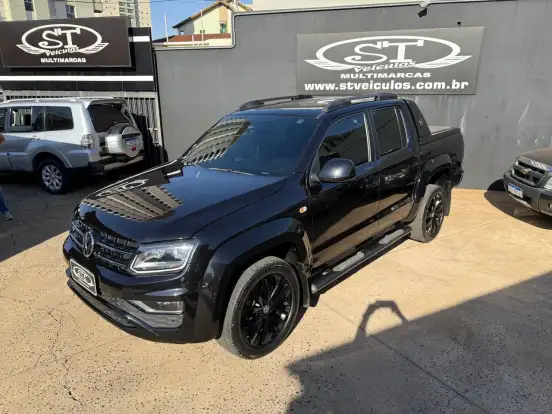VOLKSWAGEN-AMAROK-2022