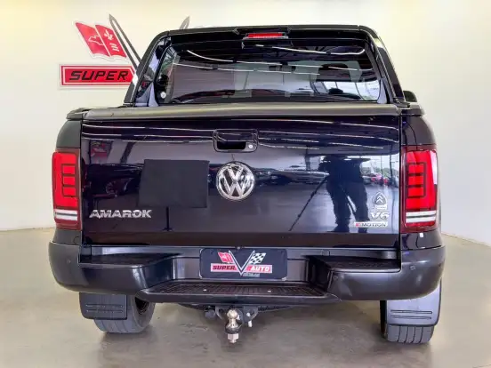 VOLKSWAGEN-AMAROK-2021