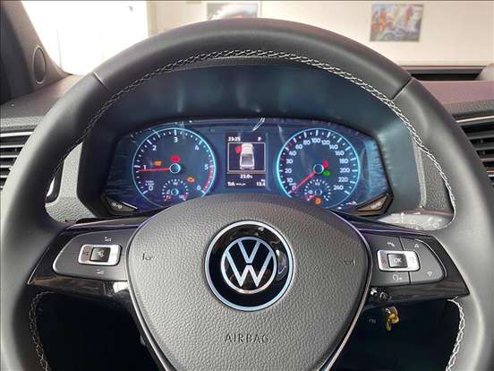VOLKSWAGEN-AMAROK-2026