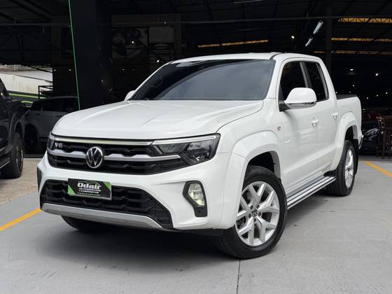 VOLKSWAGEN AMAROK 3.0 V6 TDI DIESEL HIGHLINE CD 4MOTION AUTOMÁTICO