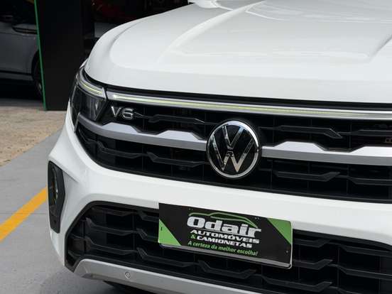 VOLKSWAGEN-AMAROK-3.0 V6 TDI DIESEL HIGHLINE CD 4MOTION AUTOMÁTICO VOLKSWAGEN-AMAROK-2024