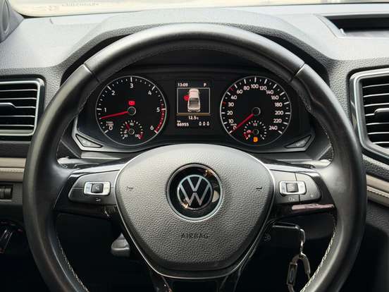 VOLKSWAGEN-AMAROK-2024