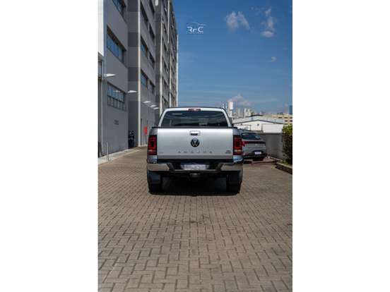 VOLKSWAGEN-AMAROK-3.0 V6 TDI DIESEL HIGHLINE CD 4MOTION AUTOMÁTICO VOLKSWAGEN-AMAROK-2024