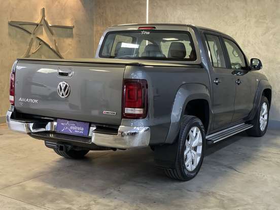 VOLKSWAGEN-AMAROK-3.0 V6 TDI DIESEL HIGHLINE CD 4MOTION AUTOMÁTICO VOLKSWAGEN-AMAROK-2022