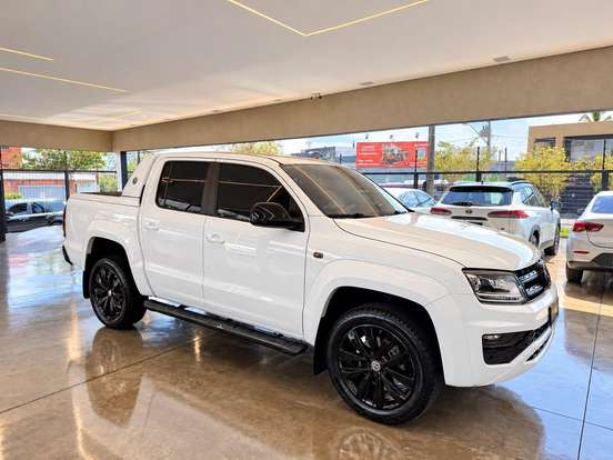 VOLKSWAGEN-AMAROK-2021