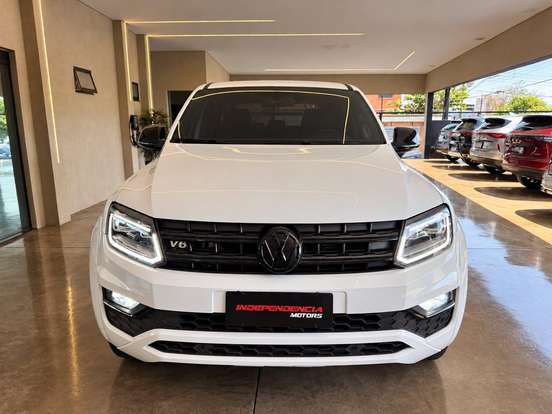 VOLKSWAGEN-AMAROK-2021