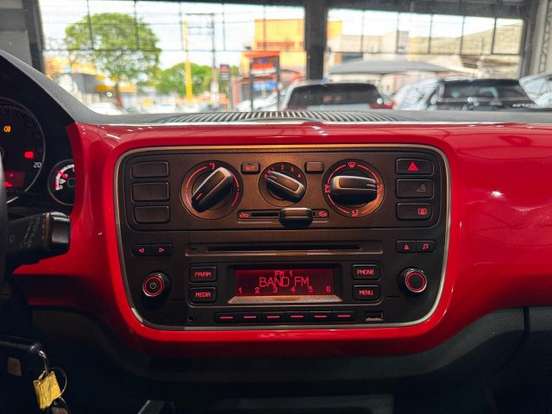 VOLKSWAGEN-CROSS UP-1.0 MPI 12V FLEX 4P MANUAL VOLKSWAGEN-CROSS UP-2017