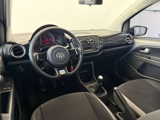 VOLKSWAGEN-CROSS UP-1.0 MPI 12V FLEX 4P MANUAL VOLKSWAGEN-CROSS UP-2016