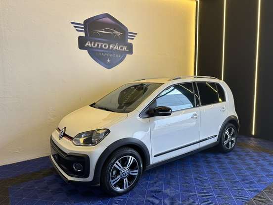VOLKSWAGEN-CROSS UP-2018