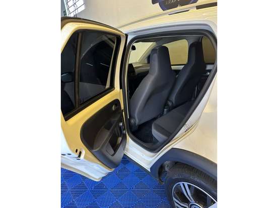 VOLKSWAGEN-CROSS UP-1.0 TSI 12V FLEX 4P MANUAL VOLKSWAGEN-CROSS UP-2018