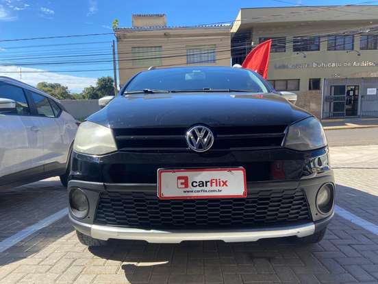 VOLKSWAGEN-CROSSFOX-2014