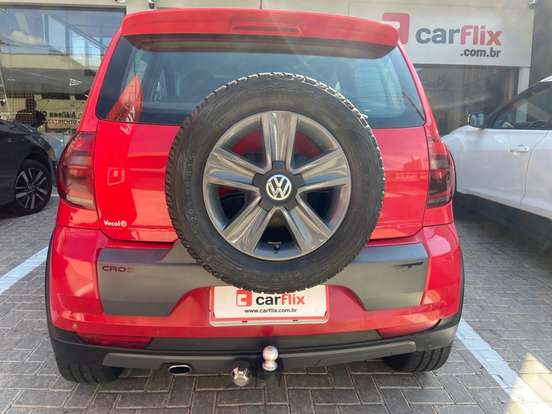 VOLKSWAGEN-CROSSFOX-2012