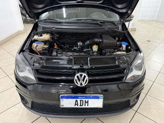 VOLKSWAGEN-CROSSFOX-2012