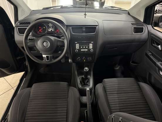 VOLKSWAGEN-CROSSFOX-1.6 MI FLEX 8V 4P MANUAL VOLKSWAGEN-CROSSFOX-2012