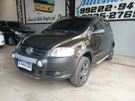 VOLKSWAGEN FOX 1.6 MI 8V FLEX 4P MANUAL