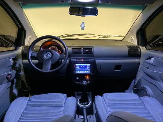 VOLKSWAGEN-FOX-2008