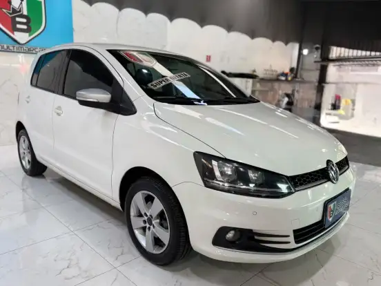 VOLKSWAGEN-FOX-1.6 MI ROCK IN RIO 8V FLEX 4P MANUAL VOLKSWAGEN-FOX-2015