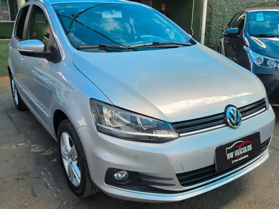 VOLKSWAGEN-FOX-1.6 MSI COMFORTLINE 8V FLEX 4P MANUAL VOLKSWAGEN-FOX-2016