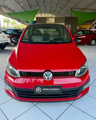 VOLKSWAGEN-FOX-2015