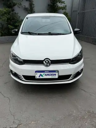 VOLKSWAGEN-FOX-2019