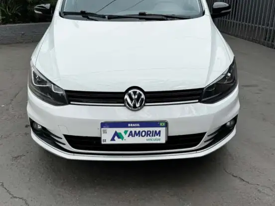 VOLKSWAGEN-FOX-1.6 MSI TOTAL FLEX CONNECT 4P MANUAL VOLKSWAGEN-FOX-2019