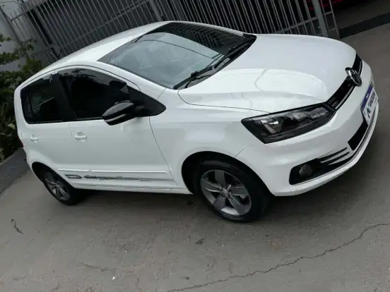 VOLKSWAGEN-FOX-1.6 MSI TOTAL FLEX CONNECT 4P MANUAL VOLKSWAGEN-FOX-2019