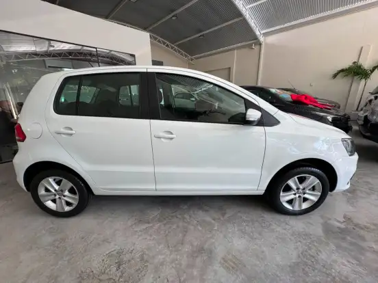 VOLKSWAGEN-FOX-1.6 MSI TRENDLINE 8V FLEX 4P MANUAL VOLKSWAGEN-FOX-2017