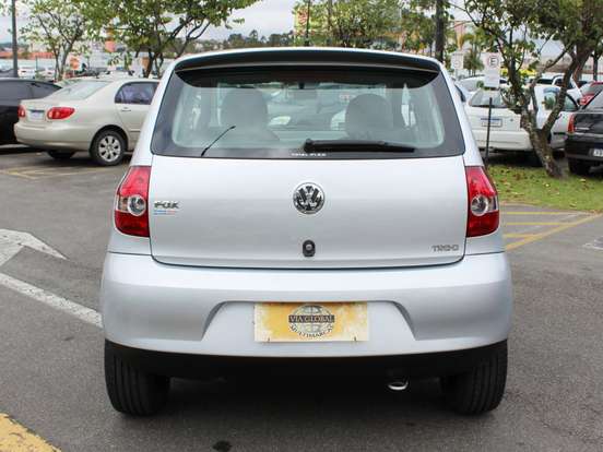 VOLKSWAGEN-FOX-2009