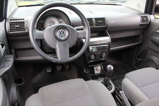 VOLKSWAGEN-FOX-2009